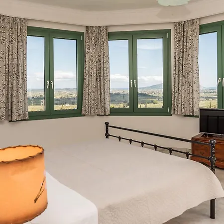 Fagias Luxury Apartment, By Zantewize