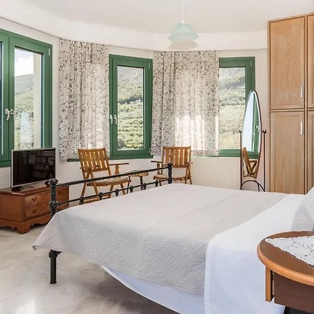 Fagias Luxury Apartment, By Zantewize * Agia Marina (Zakynthos)