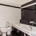 Fagias Luxury Apartment, By Zantewize *